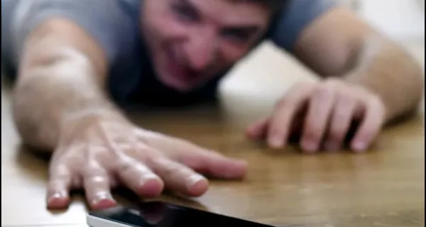 Panic without a mobile phone