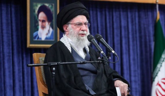Iran will not bow down to the enemy, will never retreat