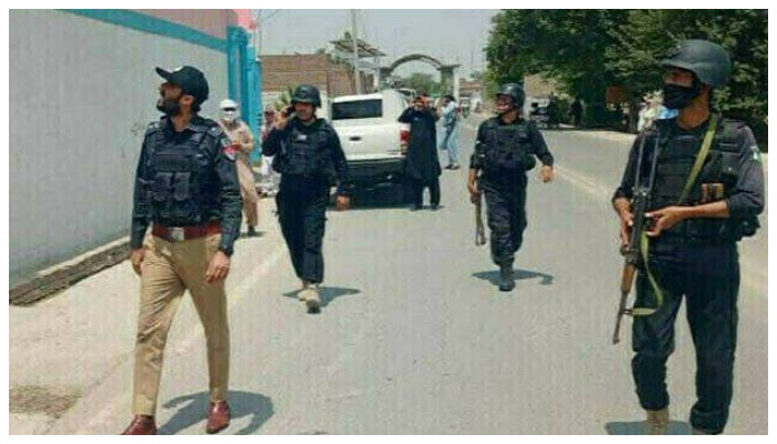4 policemen martyred in firing in Lakki Marwat and Bannu