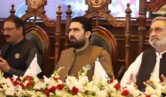 PTI insists on talks with banned TTP despite past failed attempts