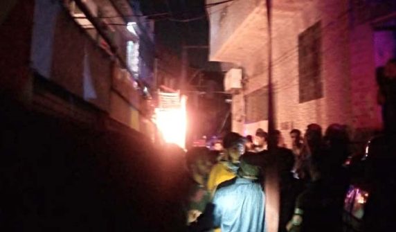 Mother and 2 young daughters die in house fire while cooking