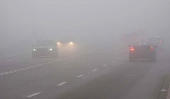 Motorways closed to traffic at many places due to heavy fog