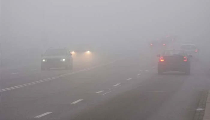 Motorways closed to traffic at many places due to heavy fog