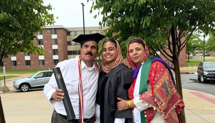 Heartbreaking appeal from daughters of deported Pakistani from US