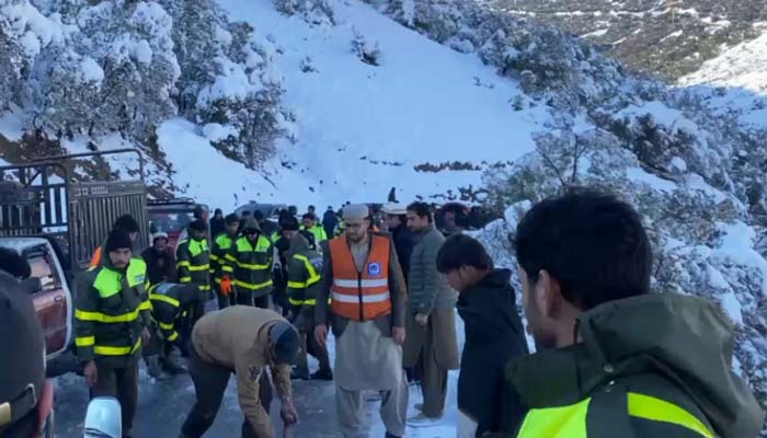 More than 3,000 people trapped in recent heavy snowfall rescued