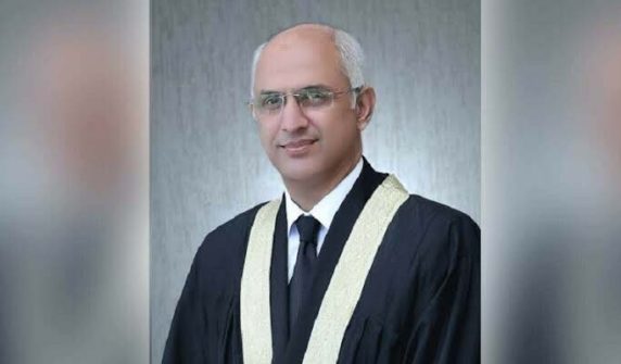 Judges are also incompetent and courts have also become dead:
