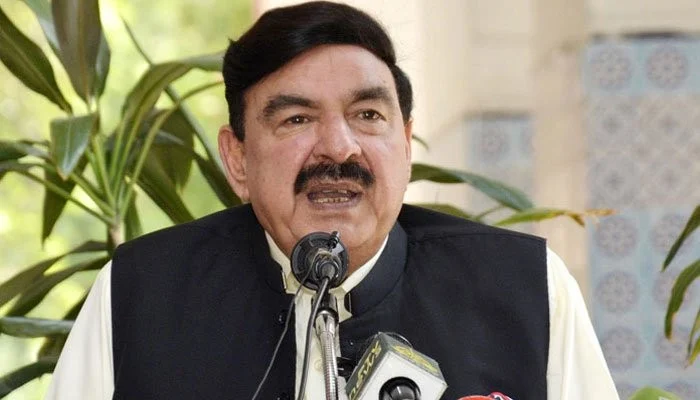 Government should try to eliminate inflation and unemployment in the country