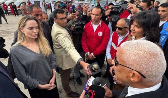 Angelina Jolie visits Rafah crossing for Palestinian refugees