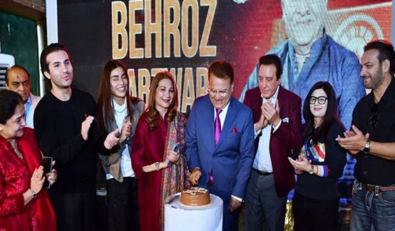 Behroze Sabzwari completes 50 years in showbiz