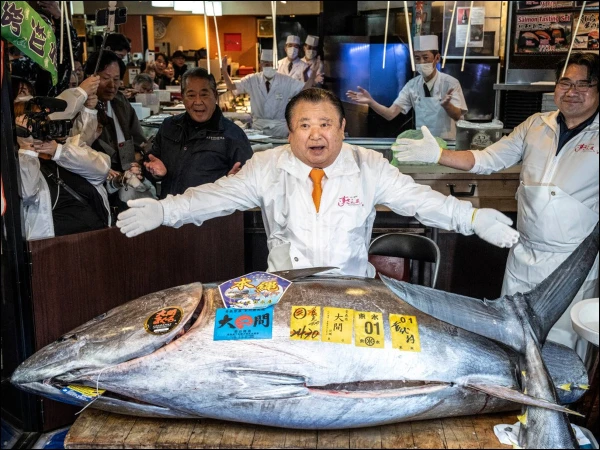 Japanese sushi restaurant sets record