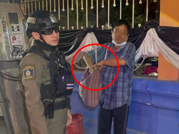Astrologer arrested for stealing phone to prove predictions true