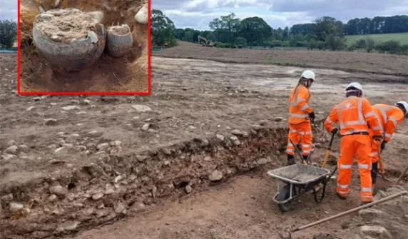 More than 300 ancient Roman tombs discovered during road construction