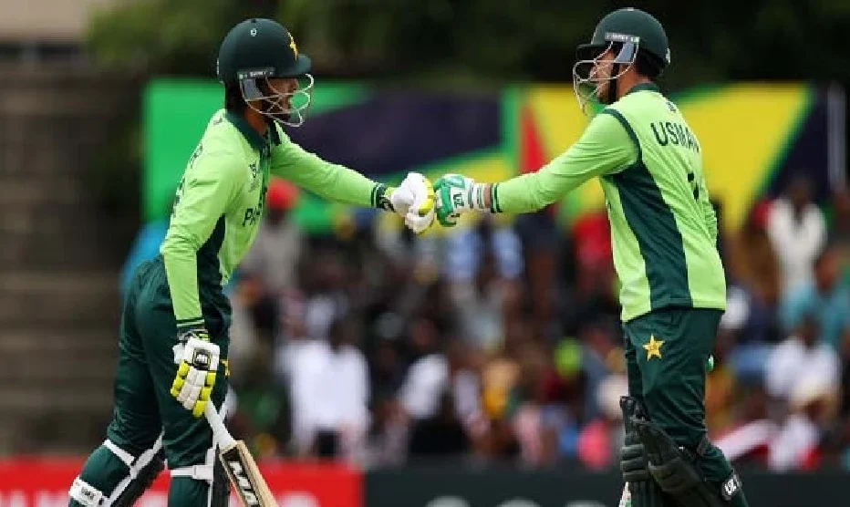 Pakistan defeats New Zealand by 8 wickets