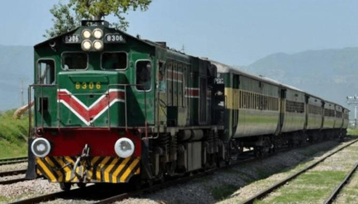 Domestic train service from Balochistan suspended again