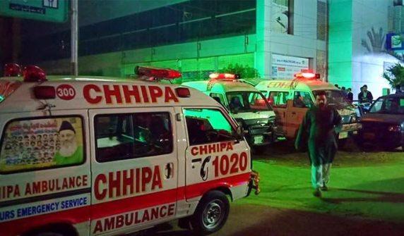 Robber killed in alleged violence by citizens in Korangi