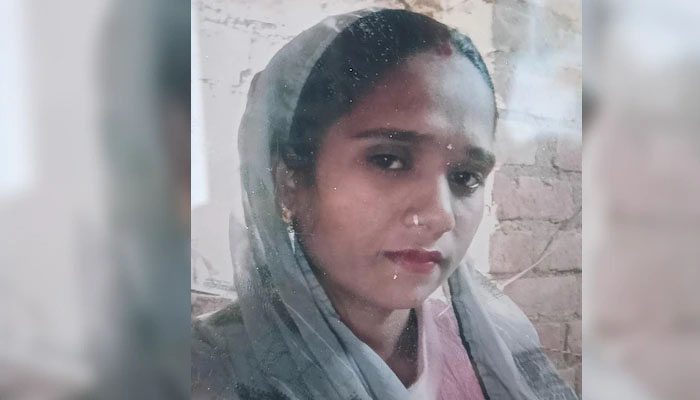 Woman loses life after making video for social media