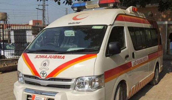 Two youths die after speeding car hits electricity pole due to tire burst