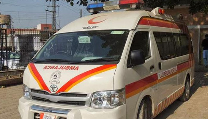 Two youths die after speeding car hits electricity pole due to tire burst