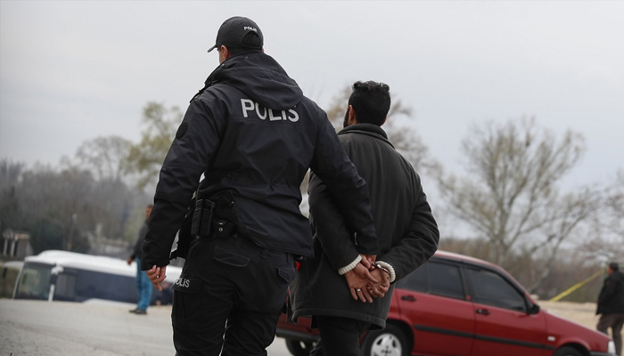 18 Afghan refugees arrested in Turkey