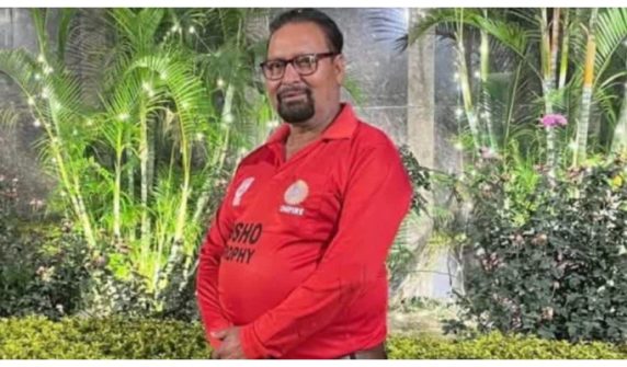Bees attack during match, umpire killed