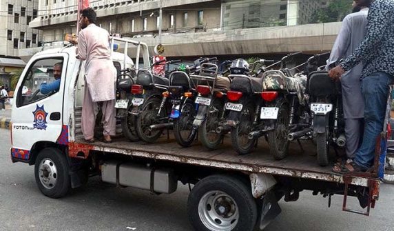 Order not to lift motorcycles parked in no-parking areas