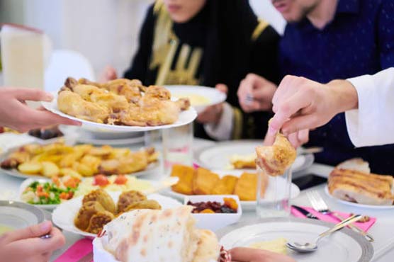 What should fasting people eat and drink