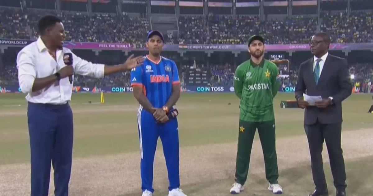Pakistan wins toss and decides to field first against India