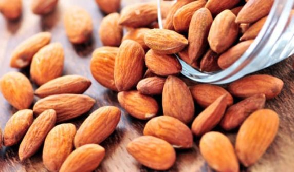 Simple almond recipe helps in reducing sugar