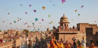 How many people died on Basant?