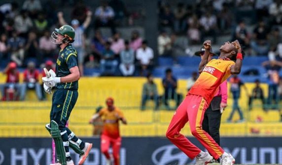 Rain dashes Australia's hopes