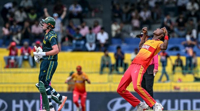 Rain dashes Australia's hopes