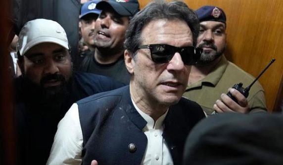 Imran Khan's eye examination