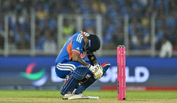 India loses to South Africa, misses semi-final spot