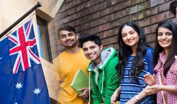 Australia makes big announcement for Pakistani students