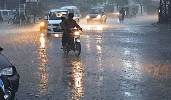 Rain likely to start in Karachi from tomorrow
