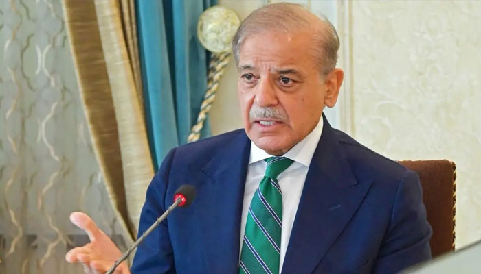 Prime Minister directs to bring Pakistanis in Iran safely to Pakistan via Azerbaijan