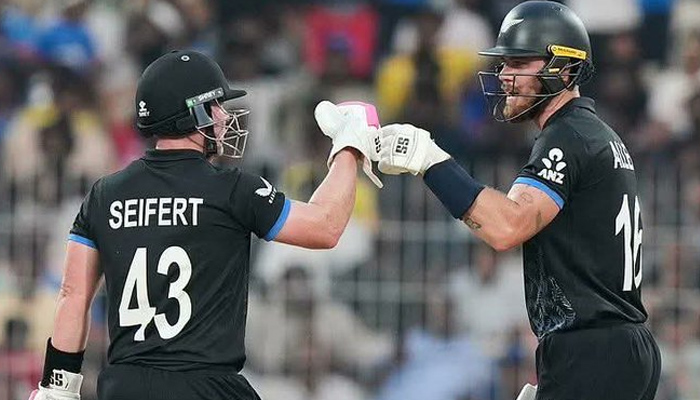 New Zealand beat South Africa by 9 wickets to qualify for the final