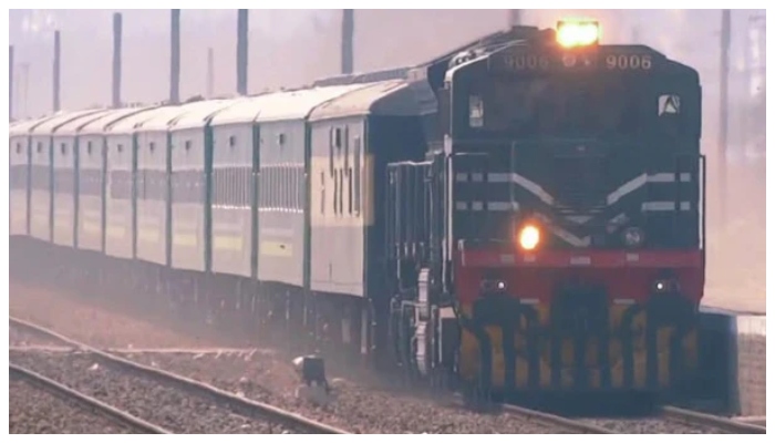 Khyber Pakhtunkhwa government decides to run train