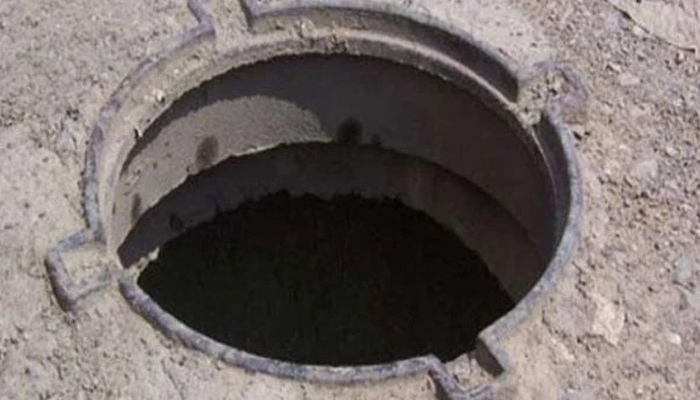 Two-and-a-half-year-old child dies after falling into open manhole in Lahore