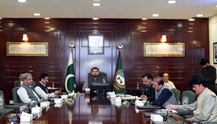 Khyber Pakhtunkhwa government reduces fuel quota for government vehicles by 25 percent