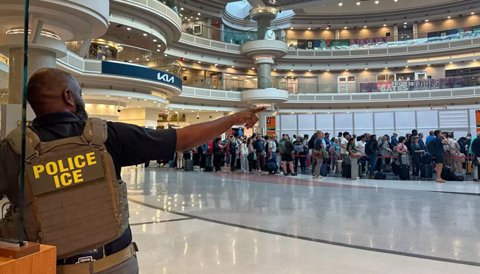 US President deploys ICE personnel to airports in New York