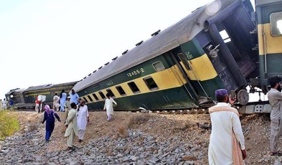 Tracks could not be restored despite more than 11 hours of Tezgam train accident