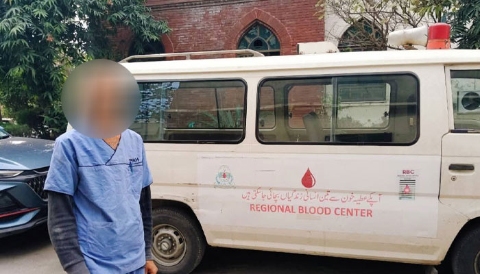 A patient left Lahore's mental hospital in an ambulance.