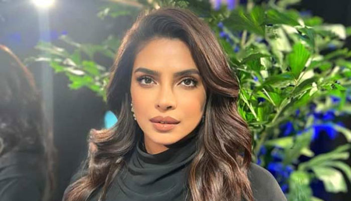 Priyanka reveals the reason behind leaving Bollywood to work in Hollywood