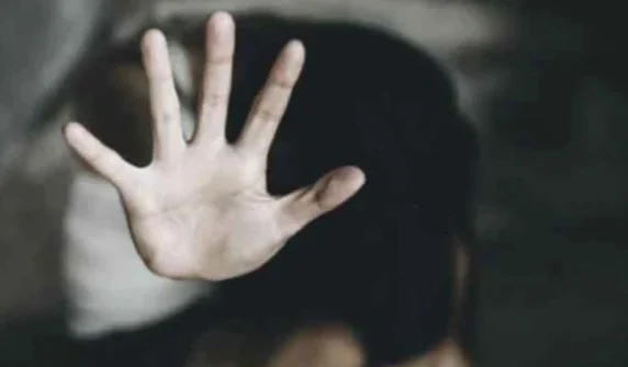 4 people arrested for raping a married woman