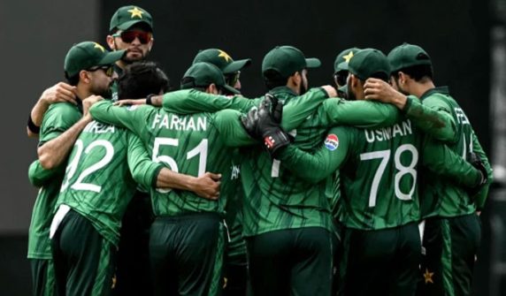 How much prize money did the Pakistan cricket team