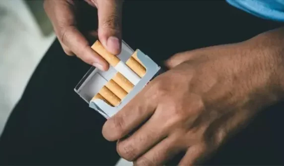 Scientists have discovered an effective way to quit smoking!