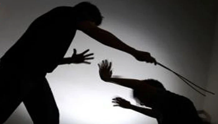 Madrasa teacher arrested for assaulting student with pipe for wearing torn cap