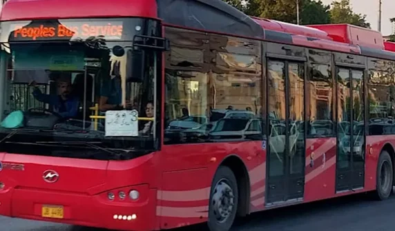 Sindh government announces to start Sukkur-Shikarpur People's Bus service from next week
