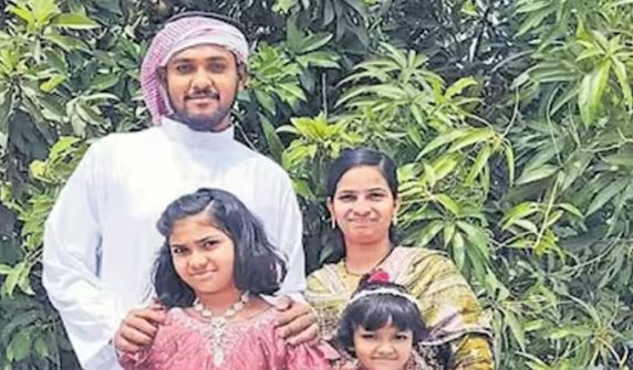 Fearing the birth of a third daughter